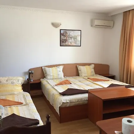 Aтанасов Ii Pensionat 3*