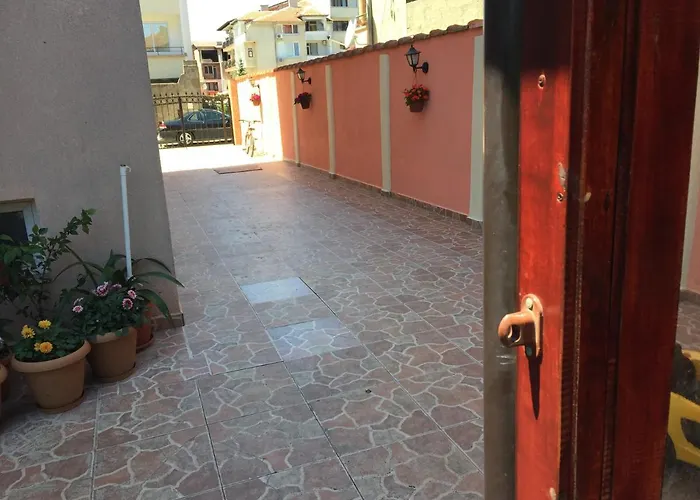 Aтанасов Ii 招待所